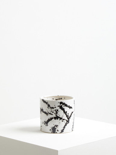 Sorrell Black & White Small Planter