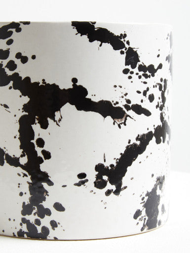 Sorrell Black & White Small Planter