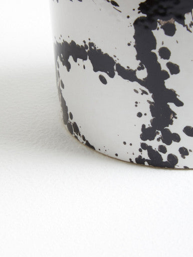 Sorrell Black & White Small Planter