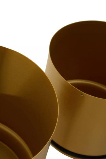 Avento Set Of Three Gold Planters