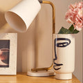 Viso Small Black & White Face Vase