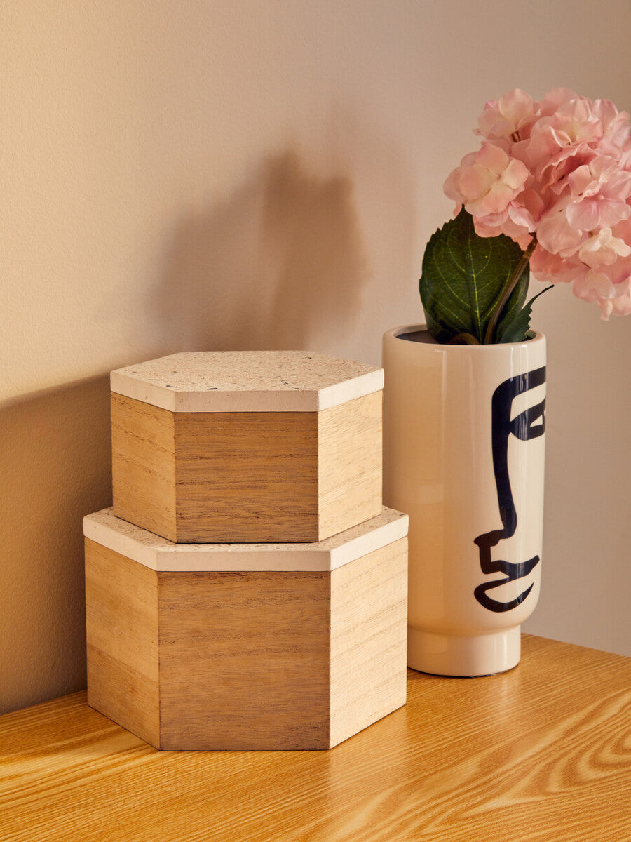 Viso Small Black & White Face Vase