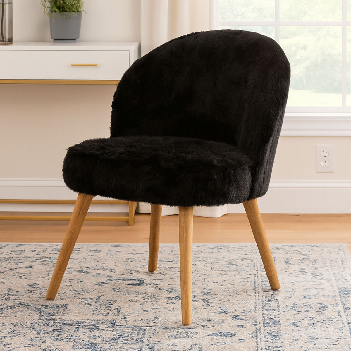 Cabaret Black Fur Chair