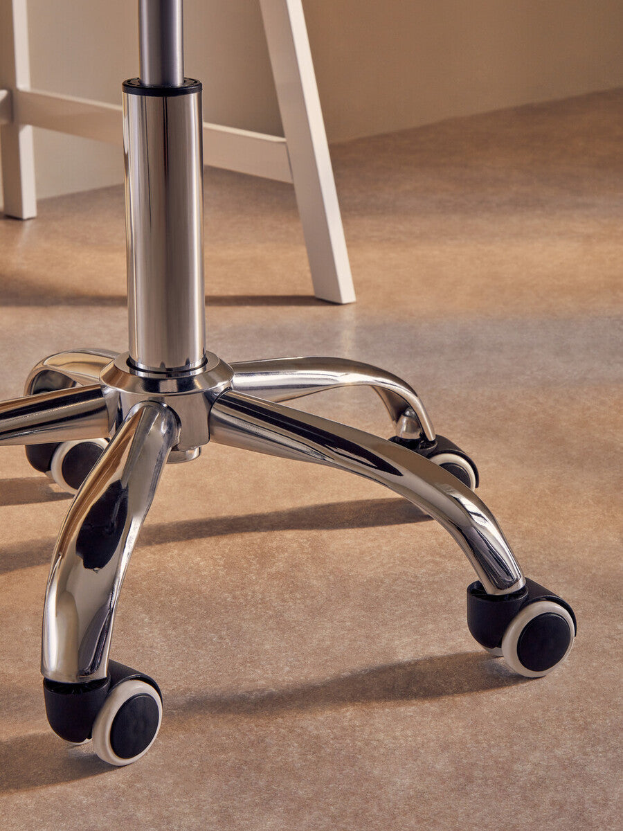 Fionna Black Home Office Chair With Curved Back