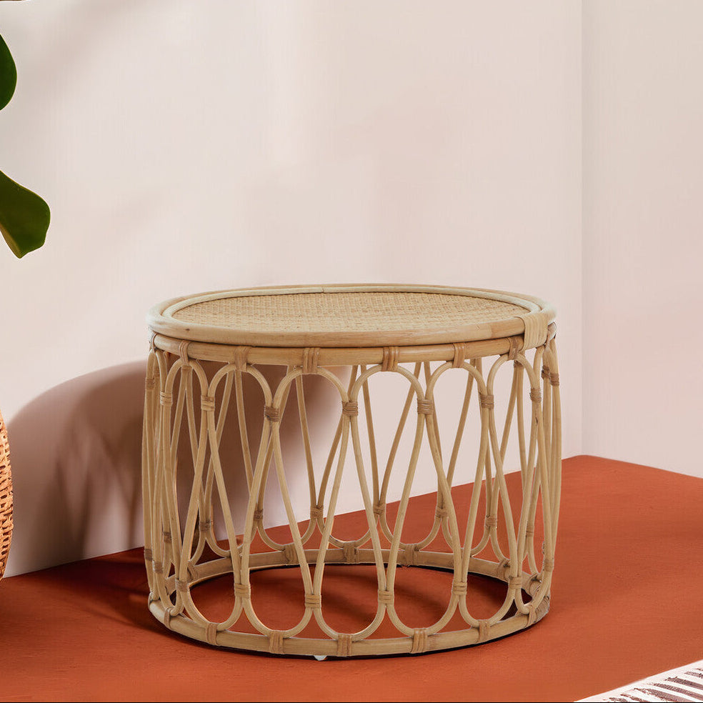 Natural Rattan Coffee Table With Open Weave Design & Webbing Round Top, Mataram