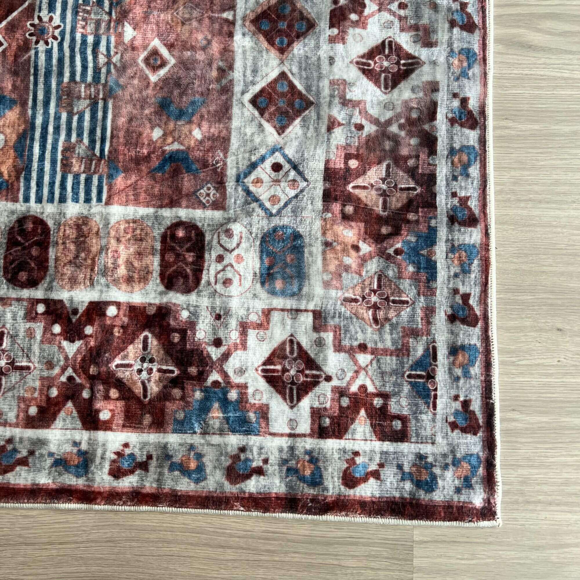Madar Vintage Washable Cream Rug