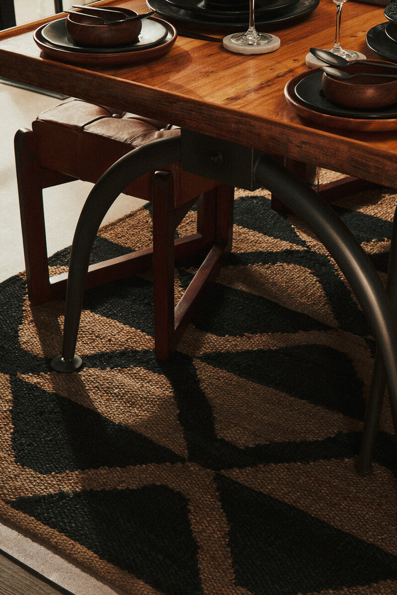 Bosie Hemp Large Black Modern Rug