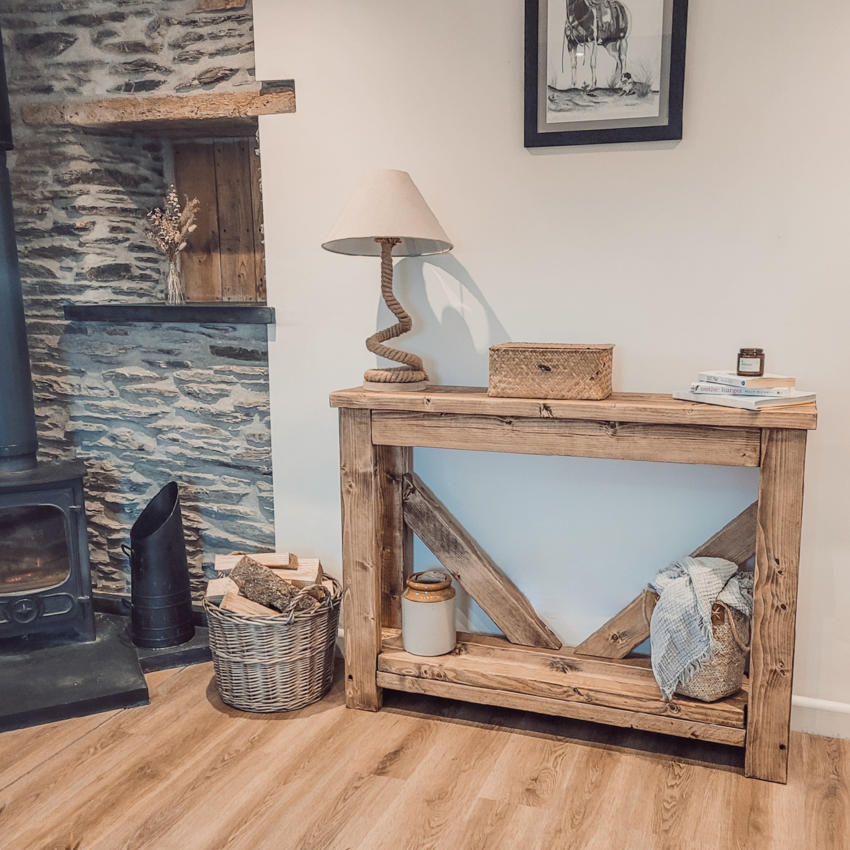 Cera Console Table With V Back
