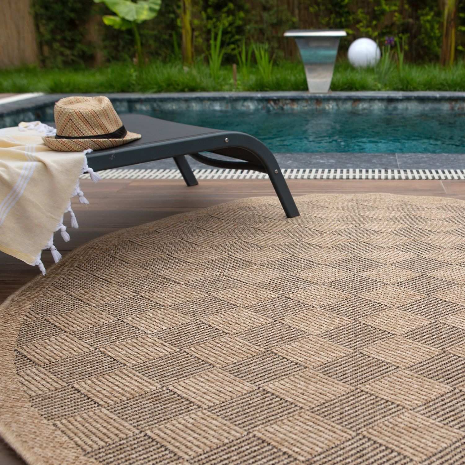 Nature Outdoor Rug Dark Grey
