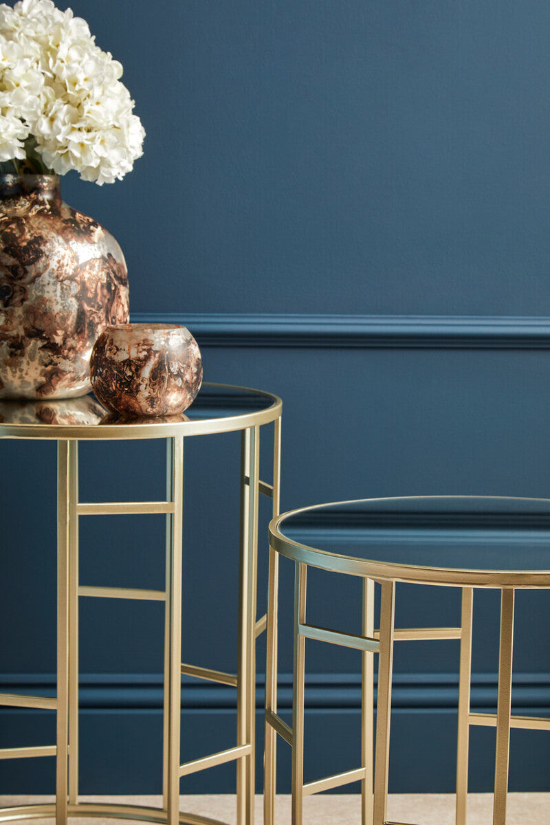 Set Of 2 Gold Champagne Asymmetric Round Side Tables With Mirrored Glass Tops, Avantis