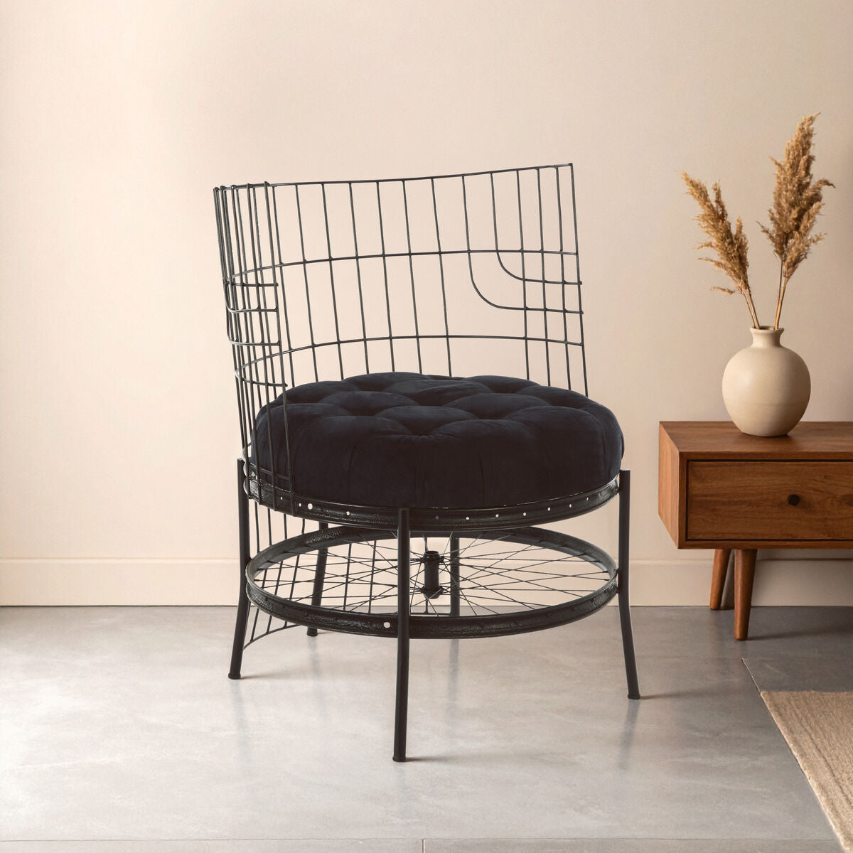 Mantis Black Wheel Design Chair