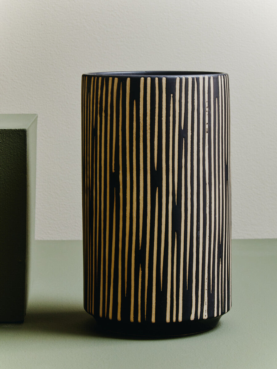 Kiso Large Black & Cream Vase