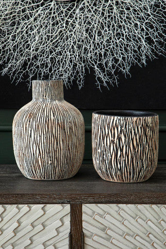 Arid Earthenware Black Vase