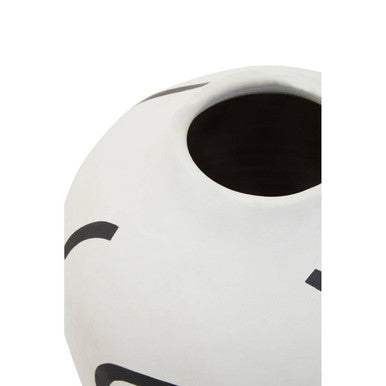 Tundra Black & White Vase