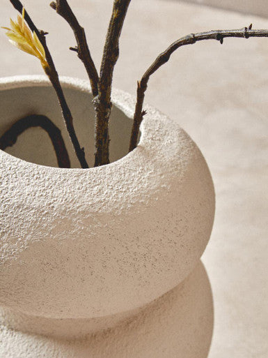 Dunas Small Textured White Bubble Vase