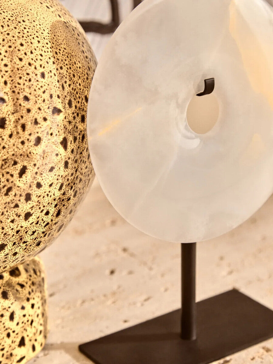 Oleena Extra Small Round Dia 15Cm Onyx Disc Sculpture