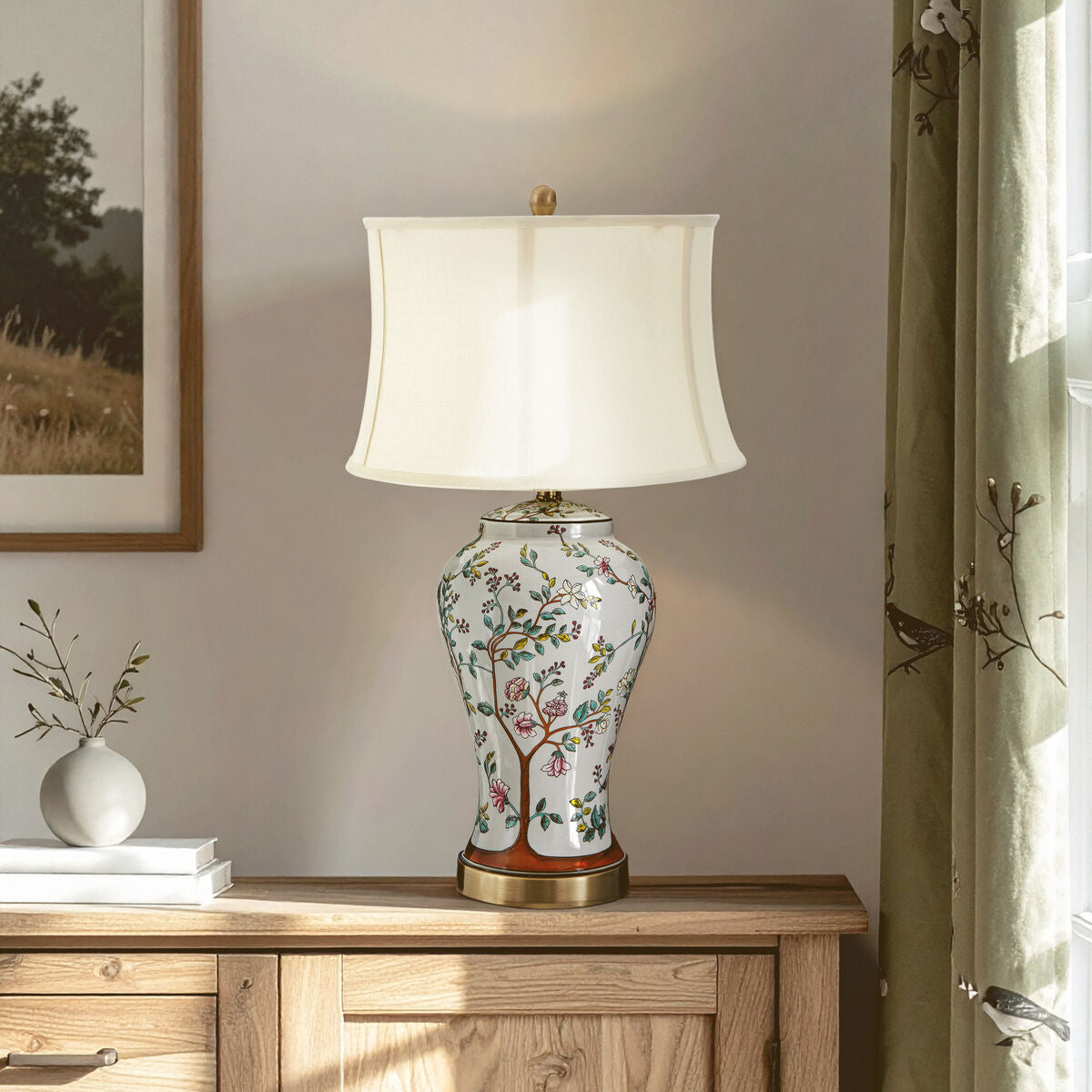 Covent Garden Ceramic White Table Lamp