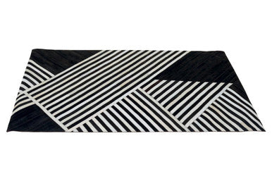 Bosie Safira Small Black & White Hair On Leather Rug