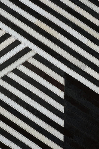 Bosie Safira Small Black & White Hair On Leather Rug