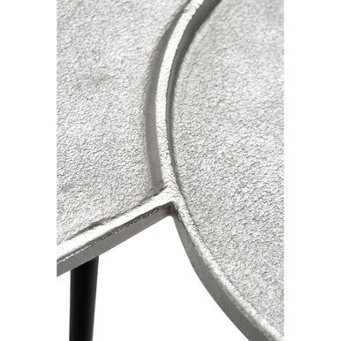 Silver Overlapping Tray Top Side Table With Black Metal Legs, Simbolo