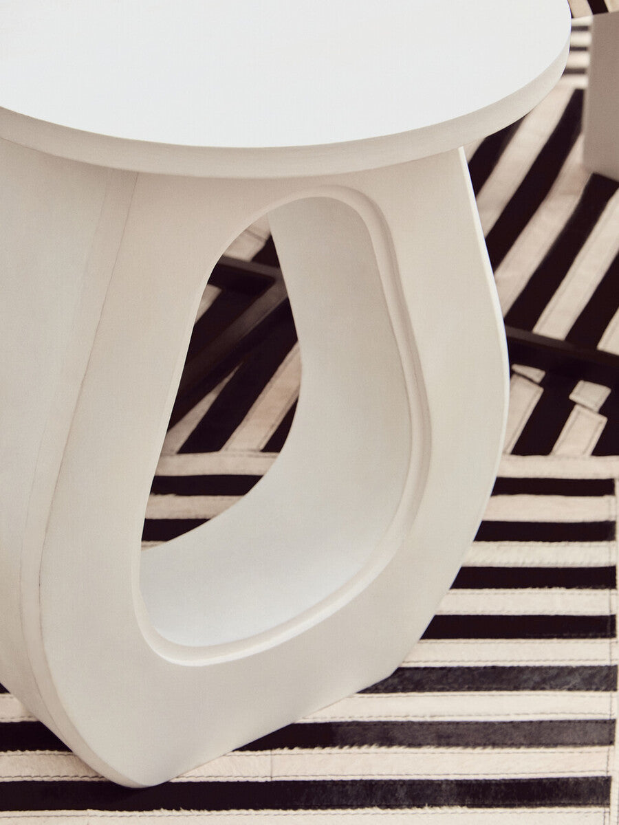 Whitewash Mango Wood Accent Table With Horseshoe Cutout Base, Walsa