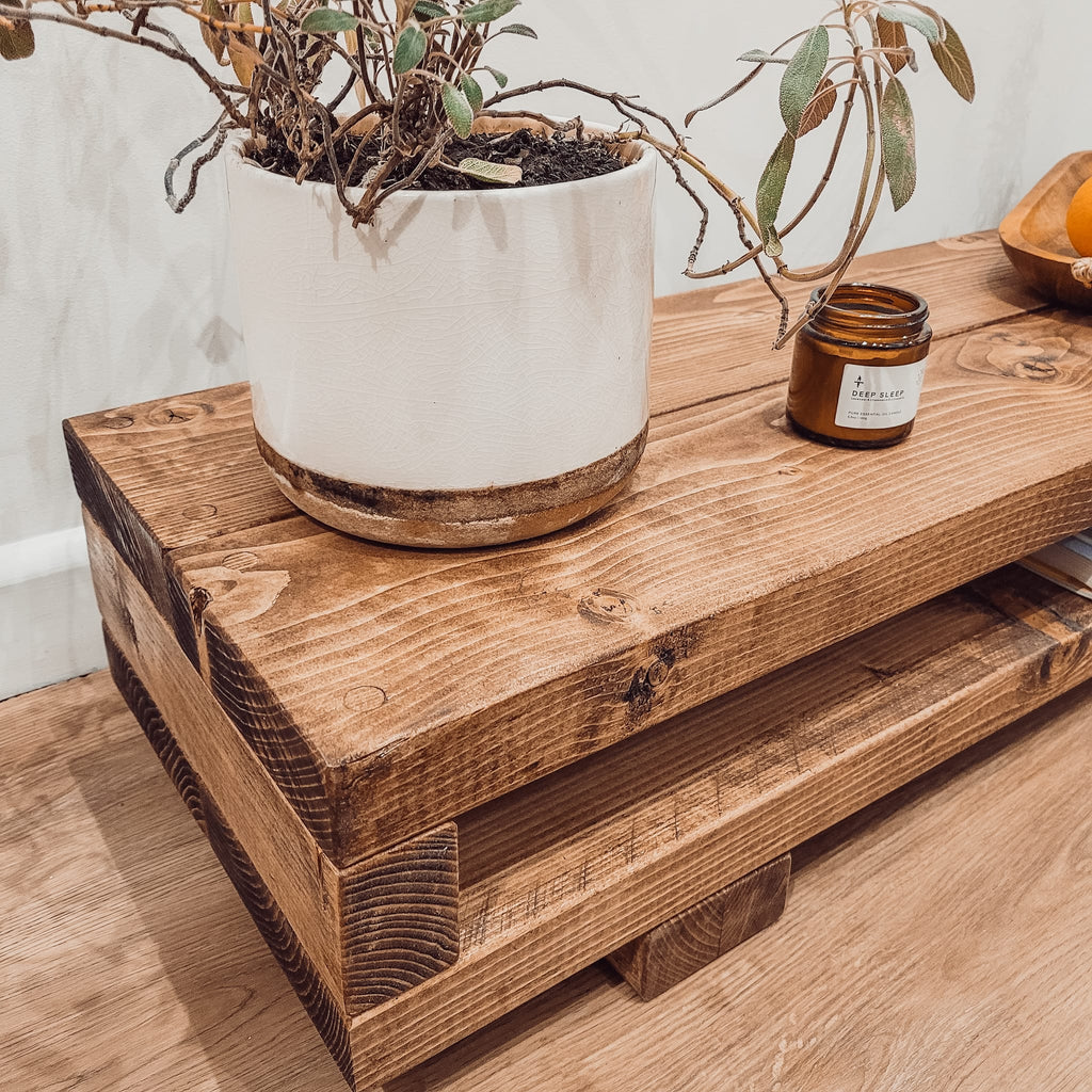 VIOT Low Solid Wood Chunky TV Unit