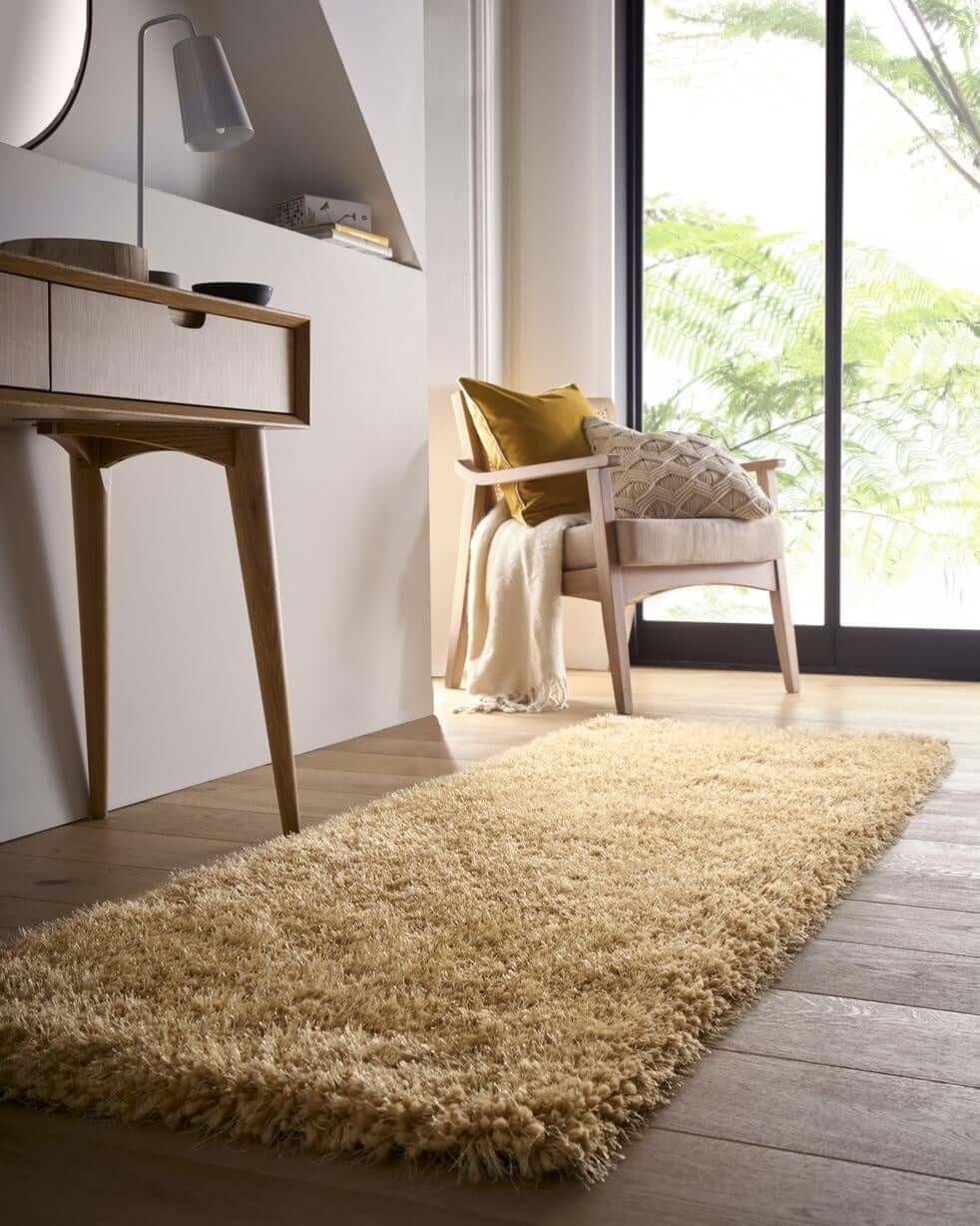 Chicago Ochre Shaggy Polyester Contemporary Rug