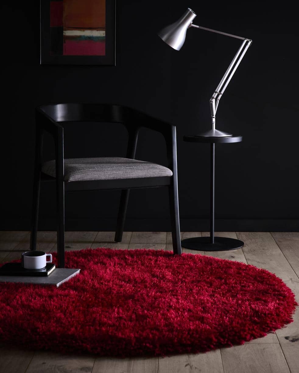 Chicago Red Shaggy Polyester Rug