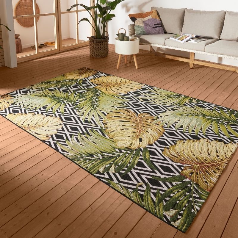 Indoor-Outdoor Leaves Polyester Natural Modern Rug