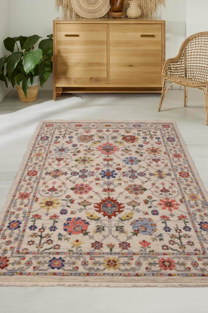 Nomad Floral Persian-Style Wool Contemporary Rug