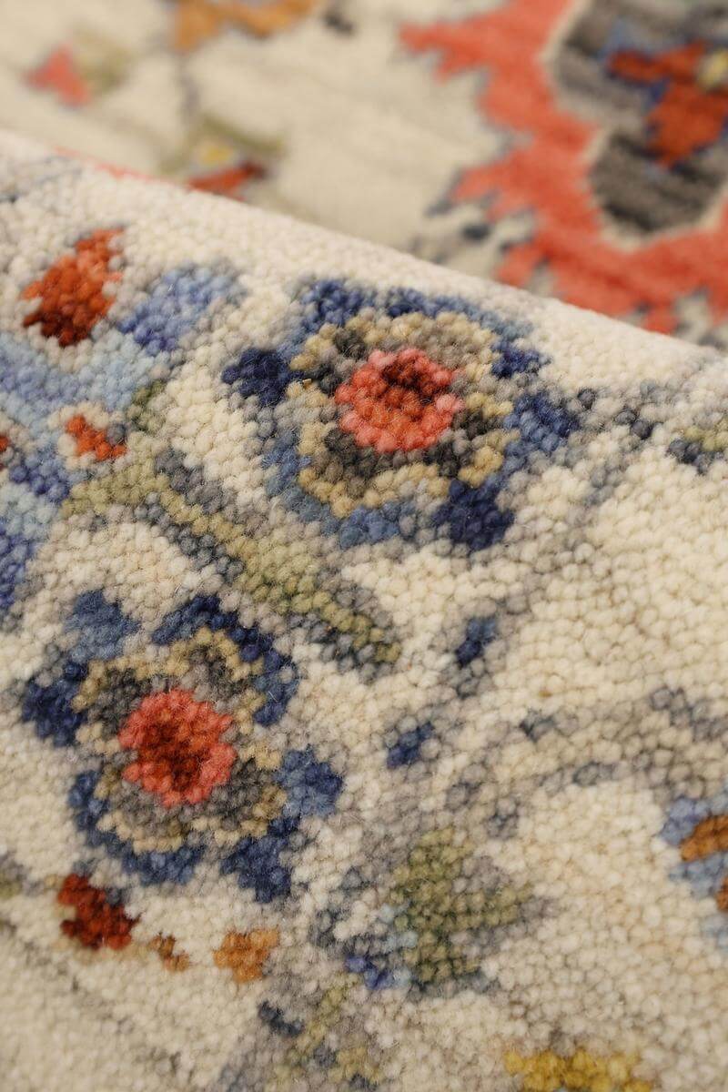 Nomad Floral Persian-Style Wool Contemporary Rug
