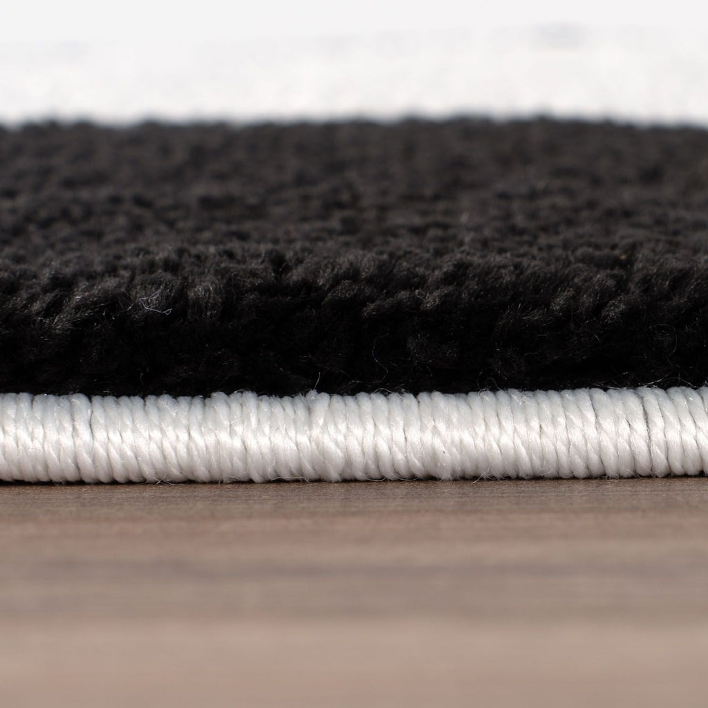 Joli Checkered Black & White Rug