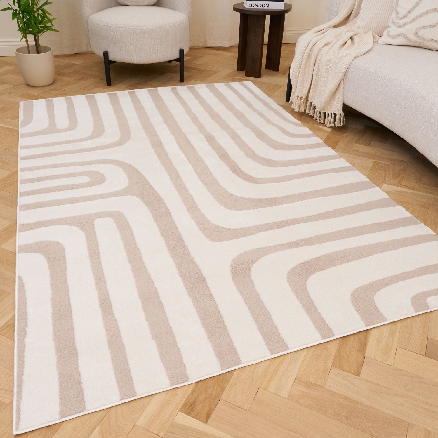 Loft Geometric Beige Polyester Modern Rug